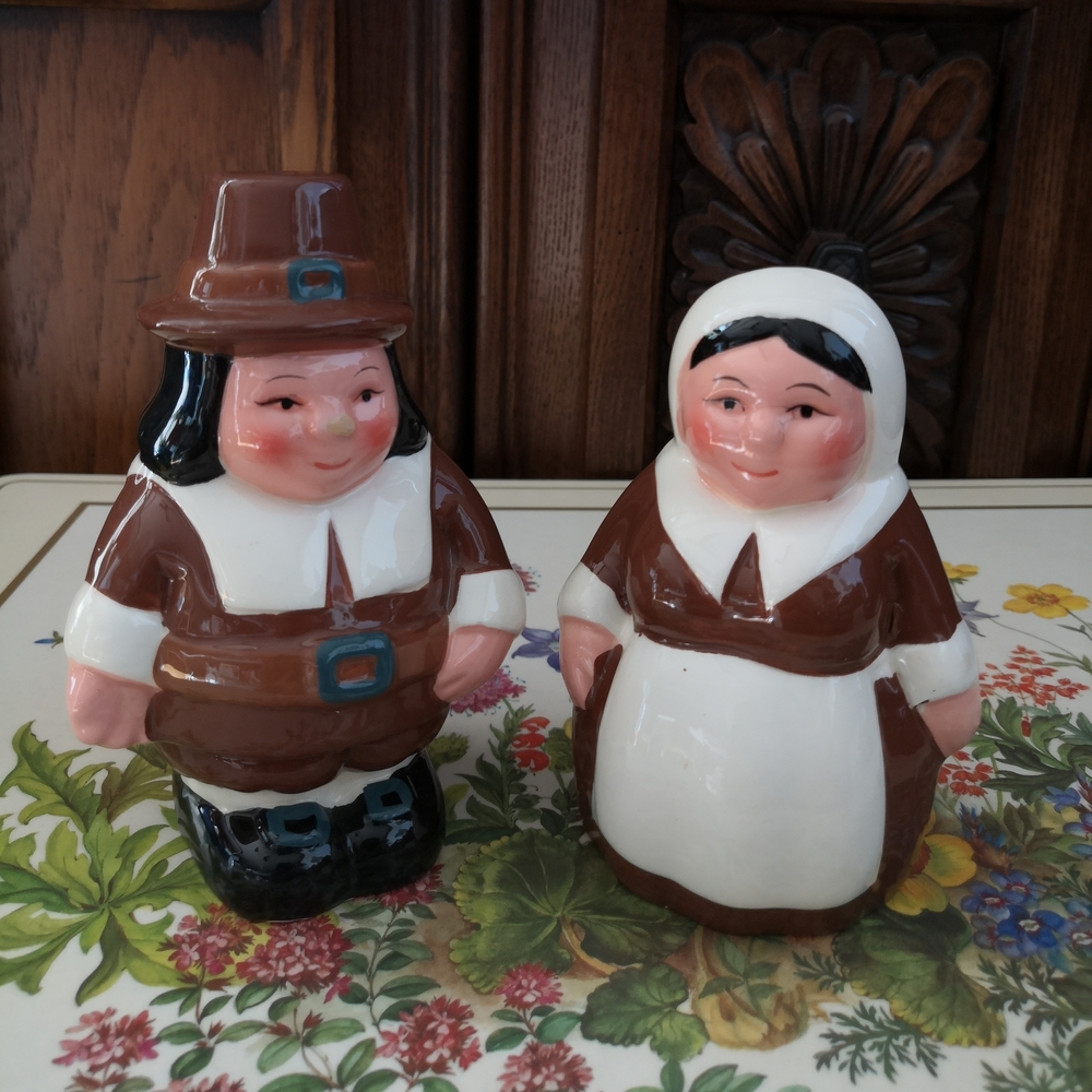 Publix 2002 Pilgrim Salt and Pepper Shaker Set